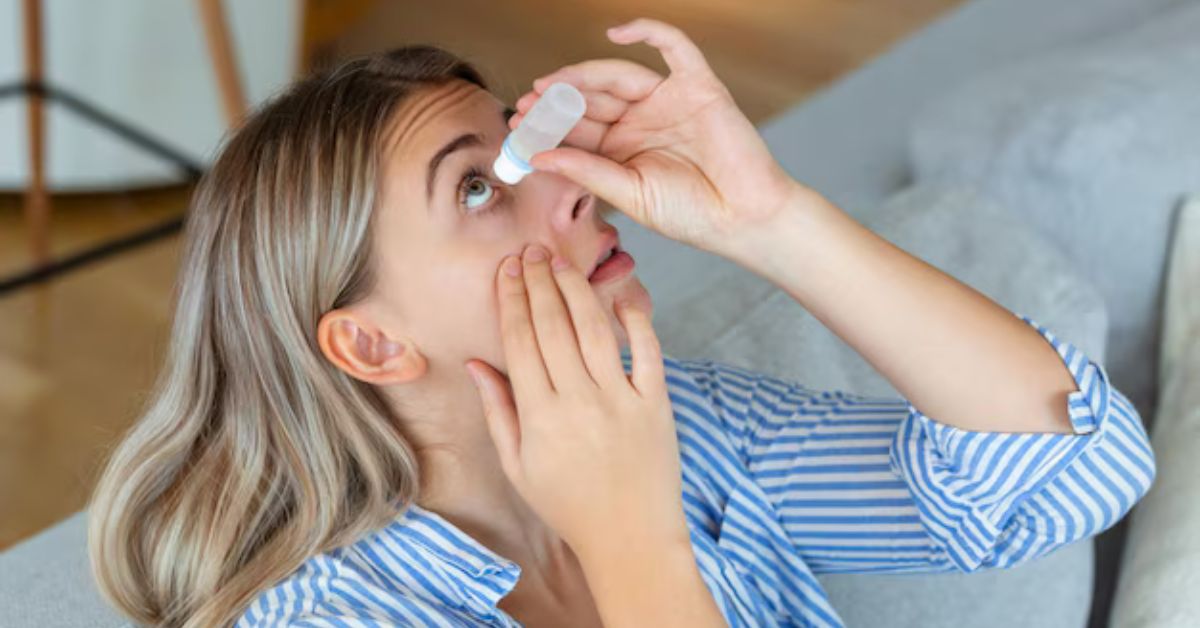 Best Daily Contacts for Dry Eyes